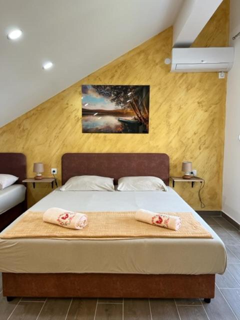 Apartment Ciro ヘルツェグ・ノヴィ エクステリア 写真